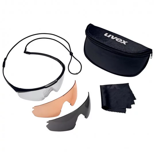 uvex apache spec - profesionální ochrana zraku pro speciální jednotky, speciální síly a armády. Brýle uvex apache goggle přesvědčí maximální robustností, moderním, sportovním designem a vynikajícím komfortem při nošení. Straničkové brýle uvex apache spec s nehořlavým náhlavním obloukem a permanentní úpravou proti zamlžení (AntiFog) poskytují spolehlivou ochranu. Dodávají se v sadě s pouzdrem na brýle a náhradními zorníky v oranžové barvě a v šedé barvě s protisluneční ochranou.
